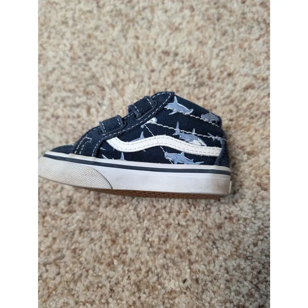 Vans Sk8-Hi Shark Navy Blue Canvas Toddler Size 5.5 High Top Sneakers Hook Loop